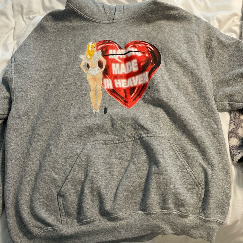 Boys Lie sweatshirt